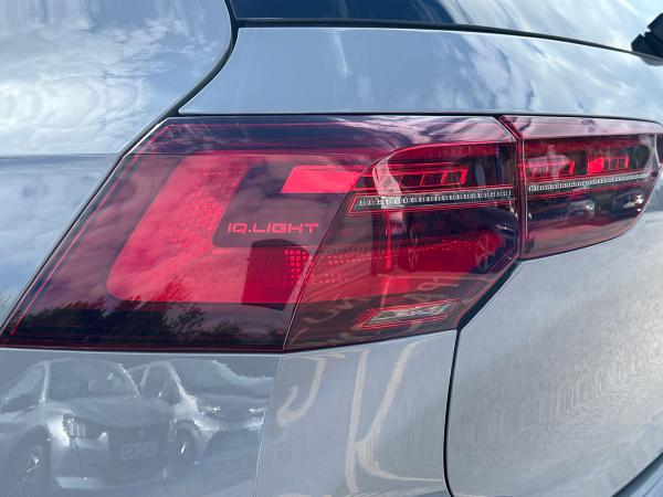 Volkswagen Golf Photo autoimg-e2984b0e6bf10eb41a8d7ba348a150534ddcd657.jpg