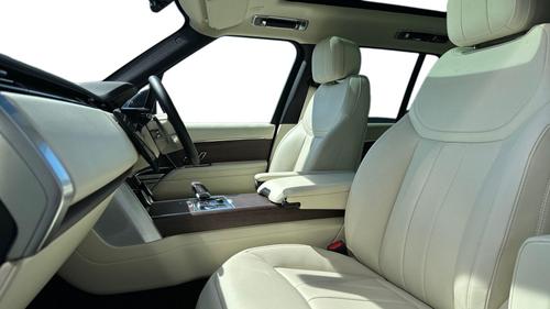 Land Rover Range Rover Photo autoimg-e299fc326b7611022e3d53ce316e3cf72265ca7e.jpg