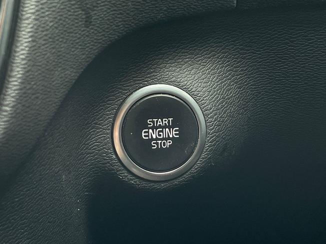 VOLVO XC40 Photo 29