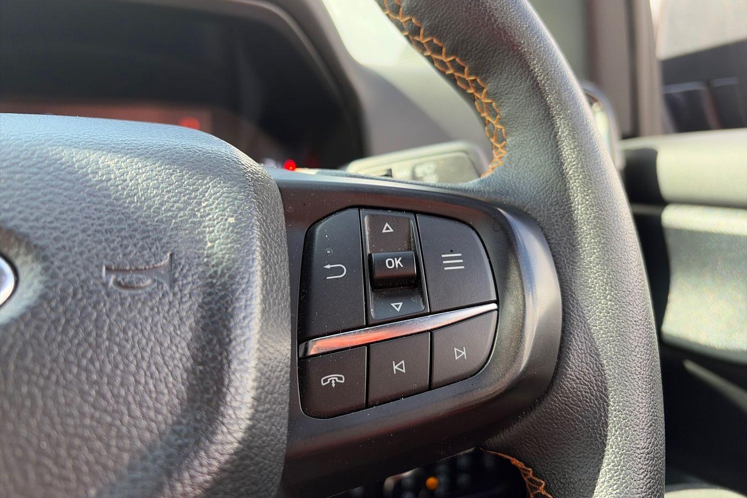 Ford RANGER Photo 31