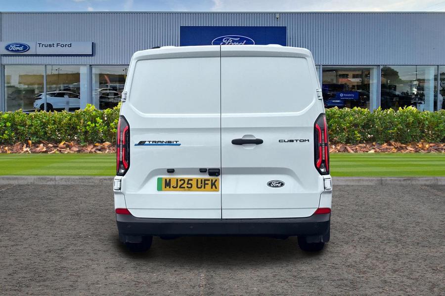 Ford E-TRANSIT CUSTOM Photo autoimg-e2a368cb2888b21d266d667f66894287d4273baf.jpg