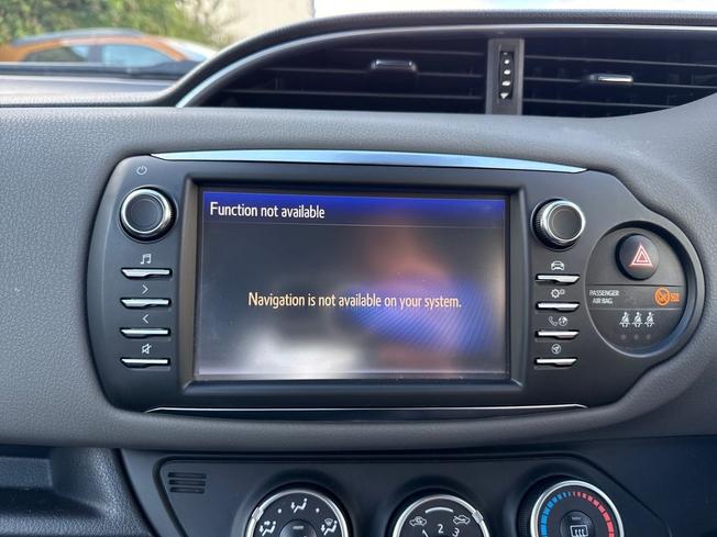 Toyota YARIS Photo 25
