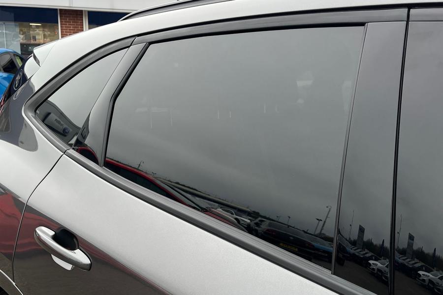 Ford KUGA Photo autoimg-e2ae27b68aa6e587f0a54148a843d44cedc9cc1d.jpg