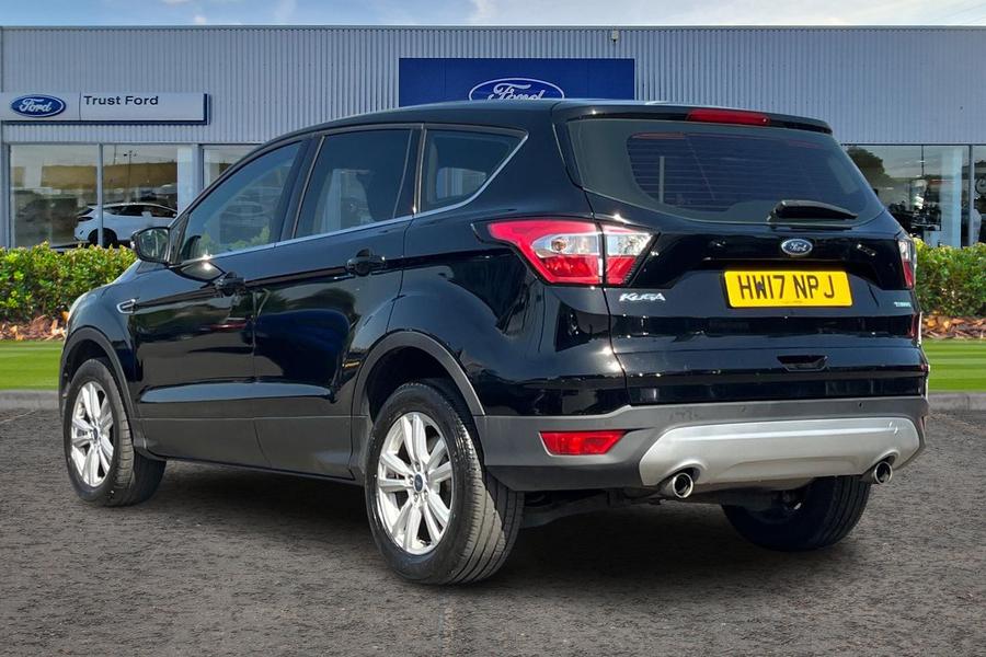 Ford KUGA Photo autoimg-e2b0fad118556e8803108e41909dc172d921f9c6.jpg