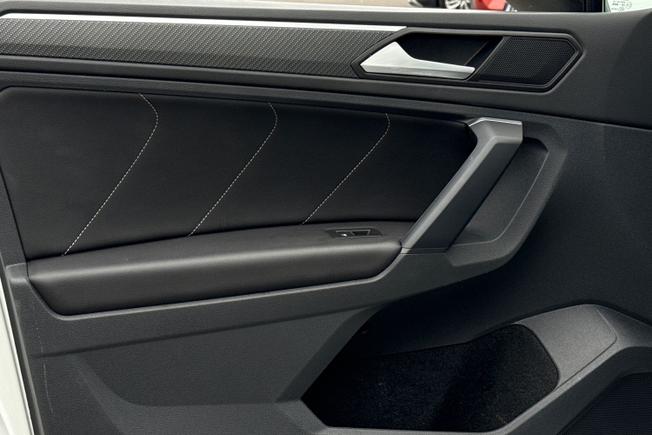 VOLKSWAGEN Tiguan Photo 47