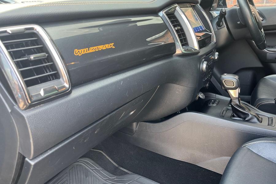 Ford RANGER Photo autoimg-e2b4cc2d68059f4458d6ab916d45d2cccfc35740.jpg