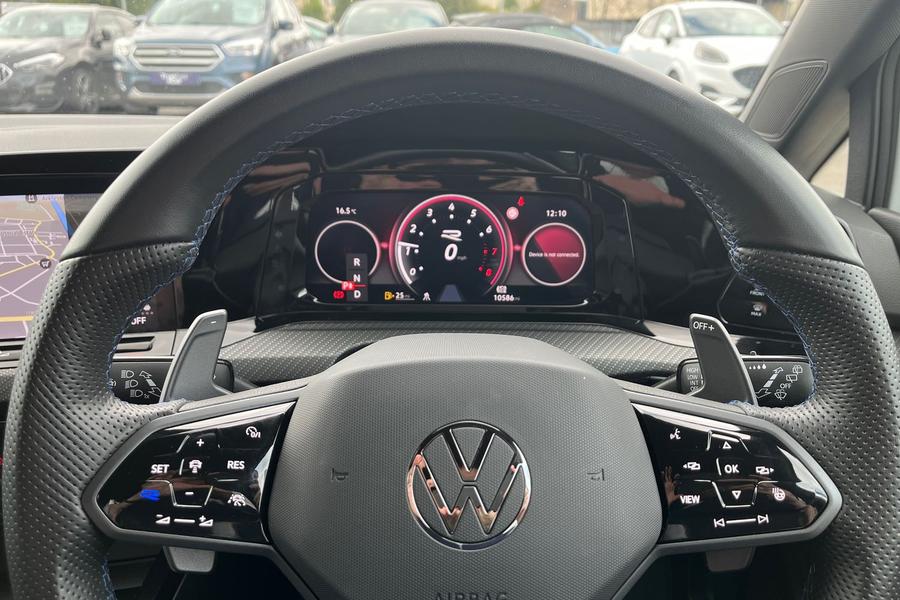 Volkswagen Golf Photo autoimg-e2b9b4f780c6263a358a86cb99317c53a4557956.jpg