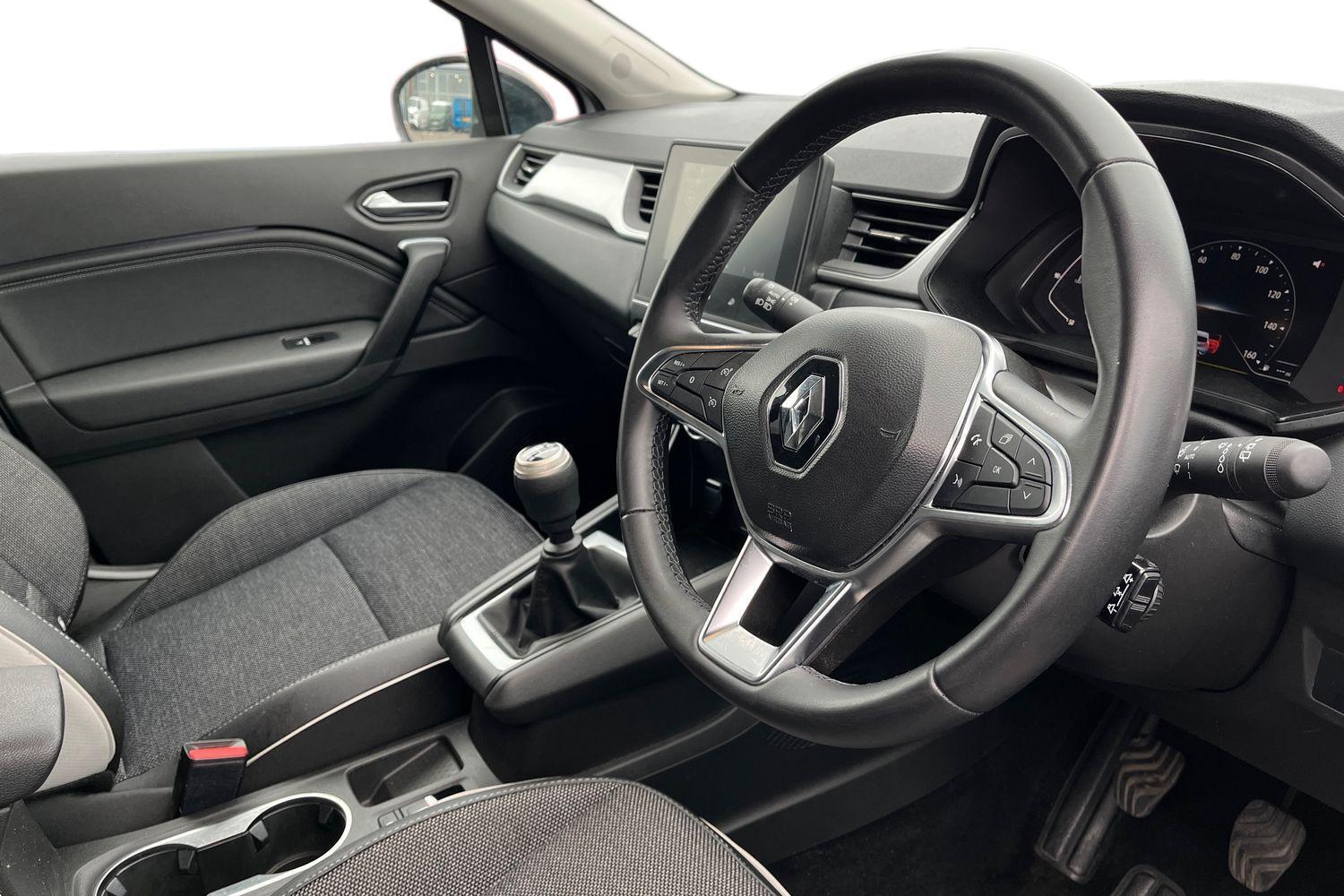 Renault CAPTUR Photo 8