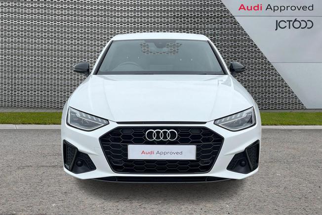 AUDI A4 Photo 8