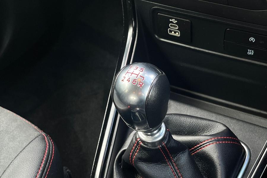 Ford EcoSport Photo autoimg-e2be0666fcec1271ee4c6c008e0a611591e729dd.jpg