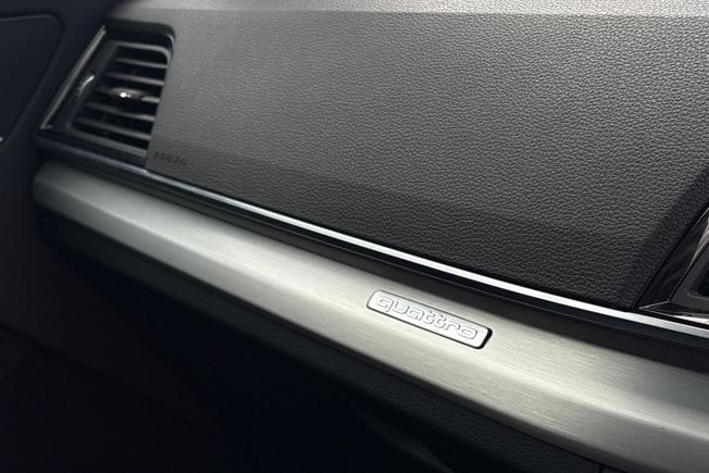 AUDI Q5 Photo 29