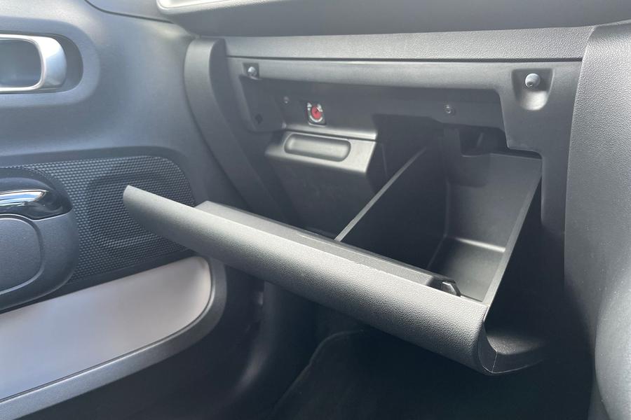 Citroen C3 Photo autoimg-e2c75886462cf21edca7149e5e3d36456d743780.jpg