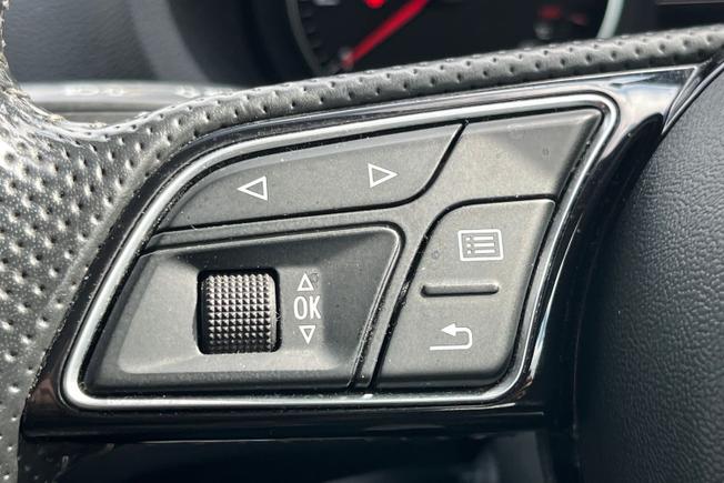 AUDI A3 Photo 16
