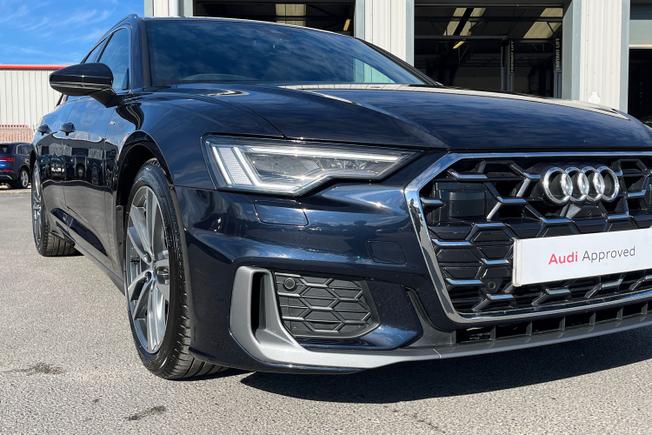 AUDI A6 Avant Photo 19