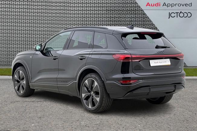 AUDI Q6 E-Tron Photo 3
