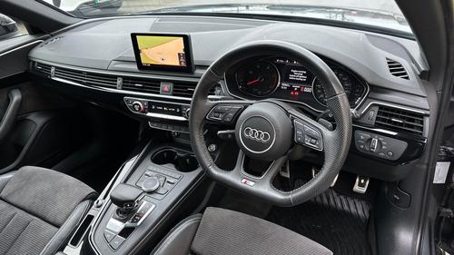 Audi A4 Avant Photo autoimg-e2db31c332c2e0b63c7ea85dfc6264f3b800eee2.jpg