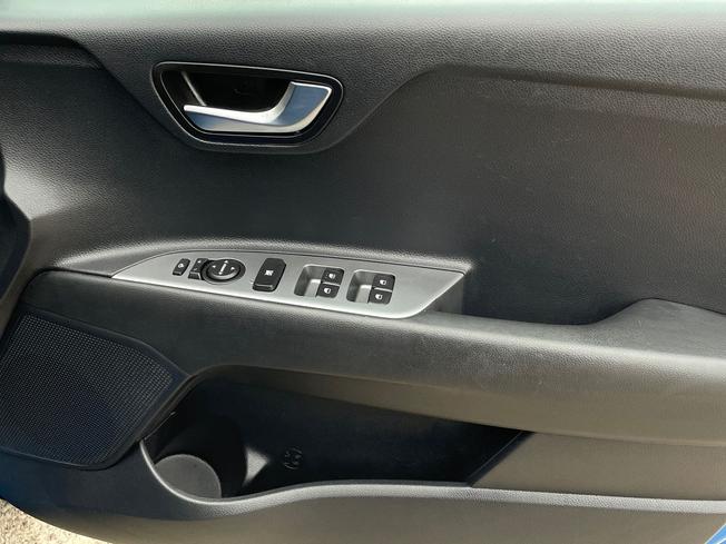 KIA Stonic Photo 29