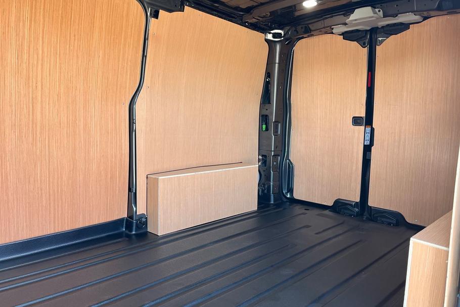 Used Ford E-TRANSIT CUSTOM WR26OFH 4