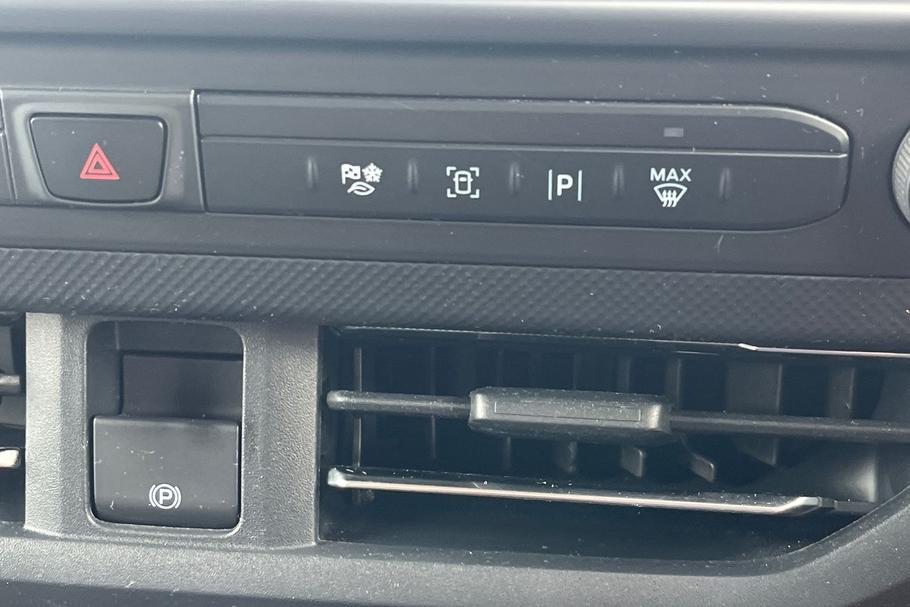 Used Ford TRANSIT CUSTOM WP75VYV 31