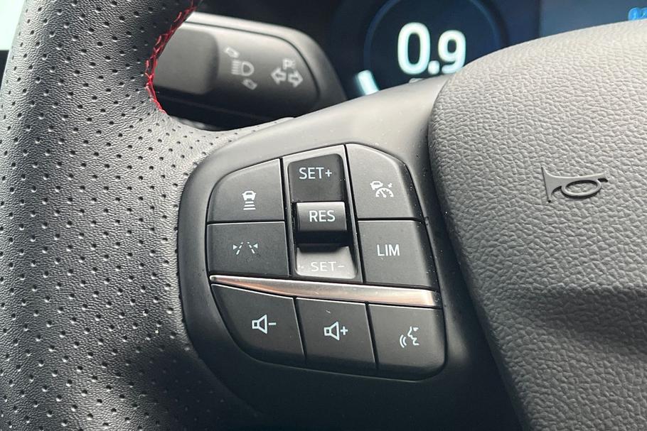 Used Ford Kuga WR25BYS 34