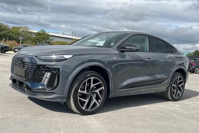 AUDI  Q6 Sportback Photo 24
