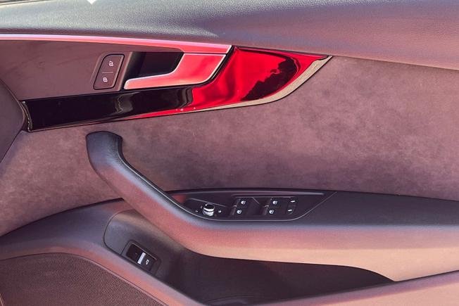 AUDI A4 Photo 40