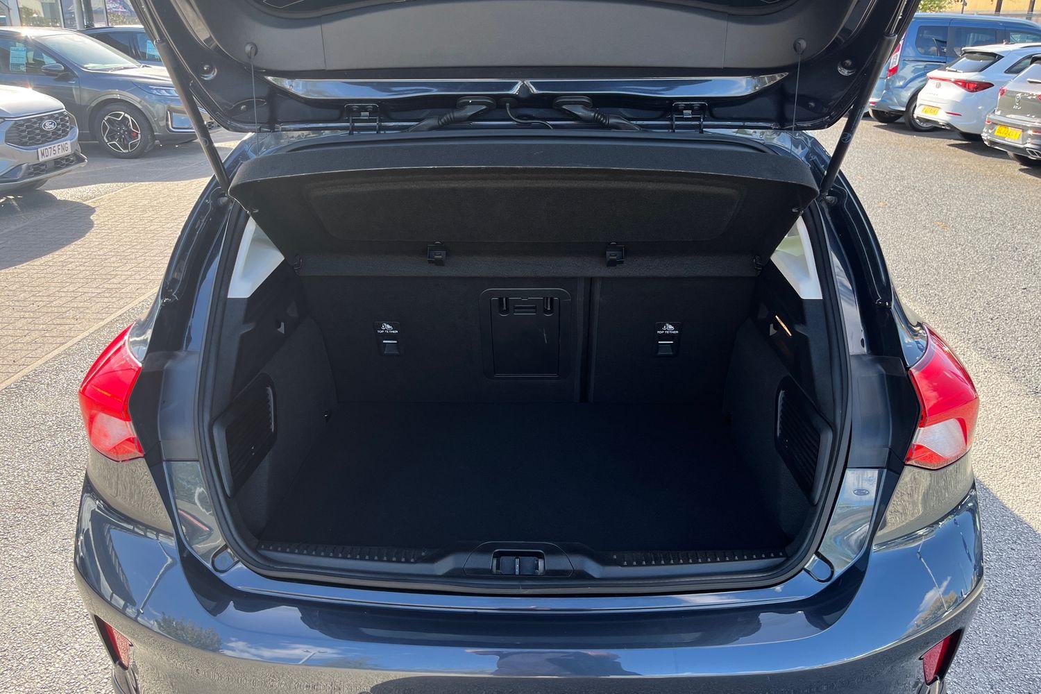 Ford Focus Photo 20
