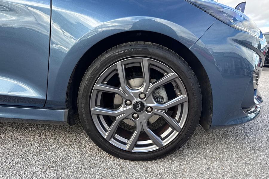 Ford FIESTA Photo autoimg-e2ee54ea5ae08fdb1c77f6a39b4b38761cfb34bb.jpg
