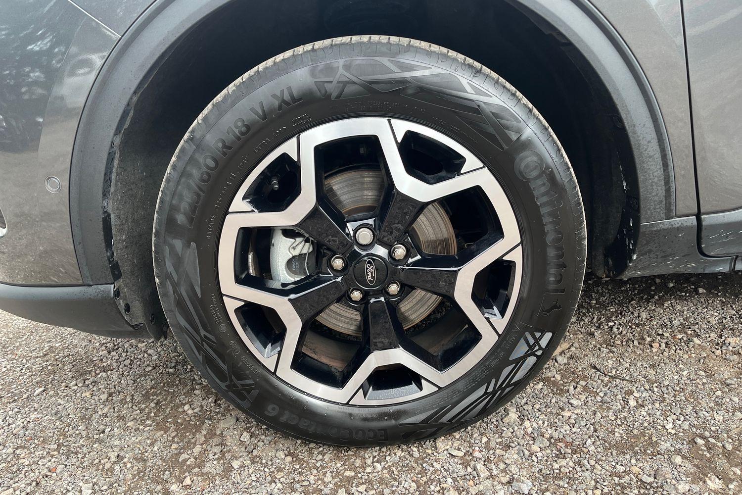 Ford KUGA Photo 28