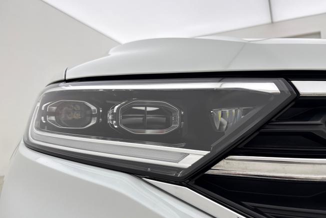 Volkswagen T-Roc Photo 19