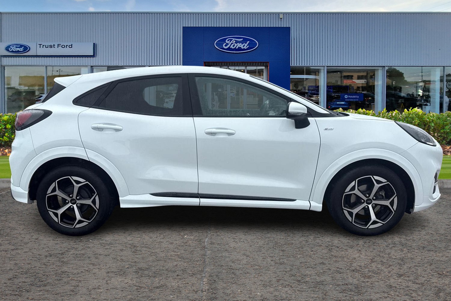 Ford PUMA Photo 2