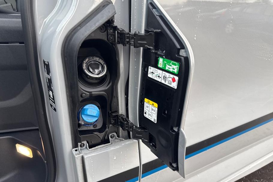 Used Ford TRANSIT CUSTOM 7