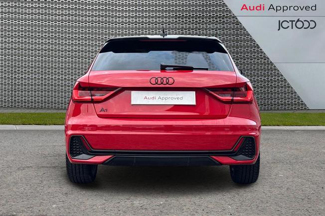 AUDI A1 Photo 8