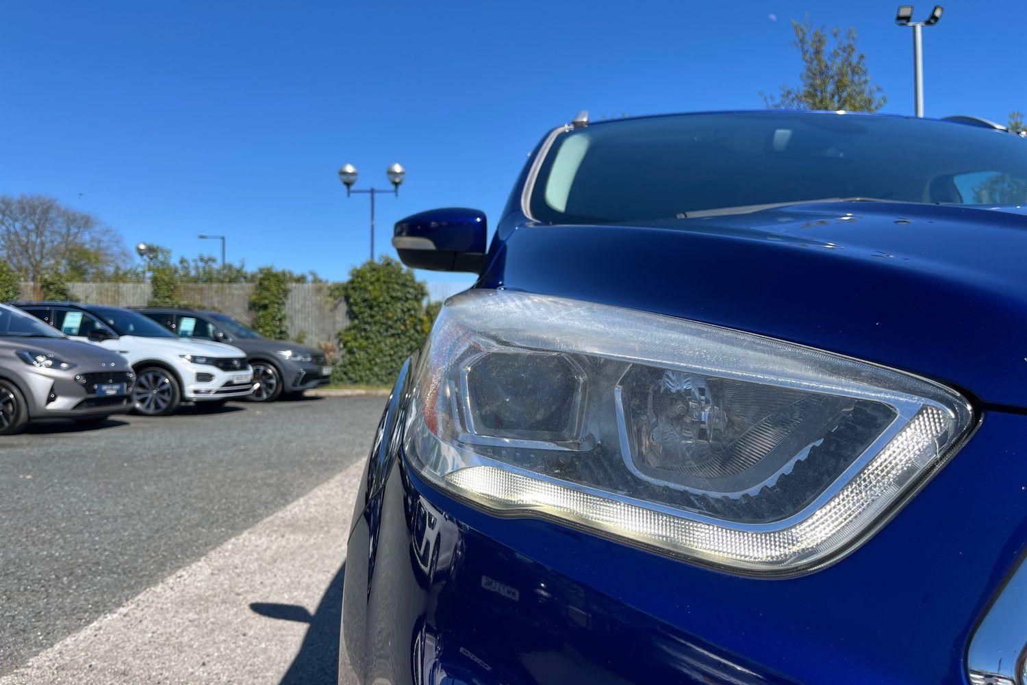 Ford KUGA Photo 39