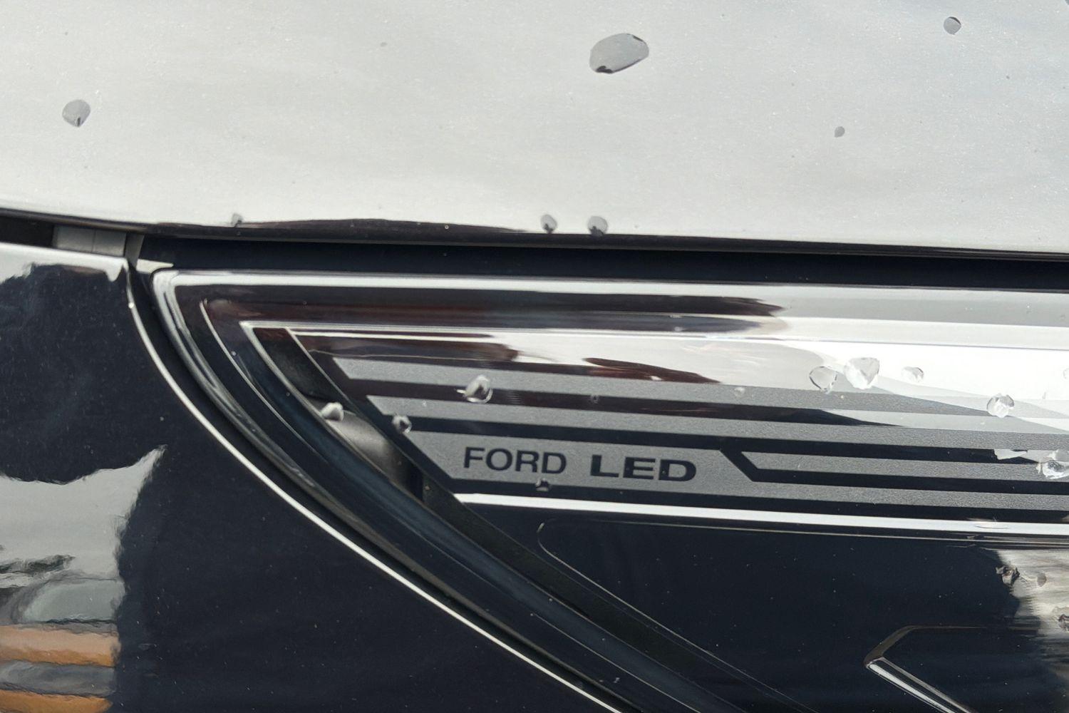 Ford KUGA Photo 24