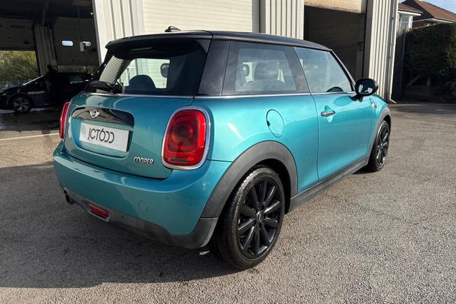 MINI Hatchback Photo 22