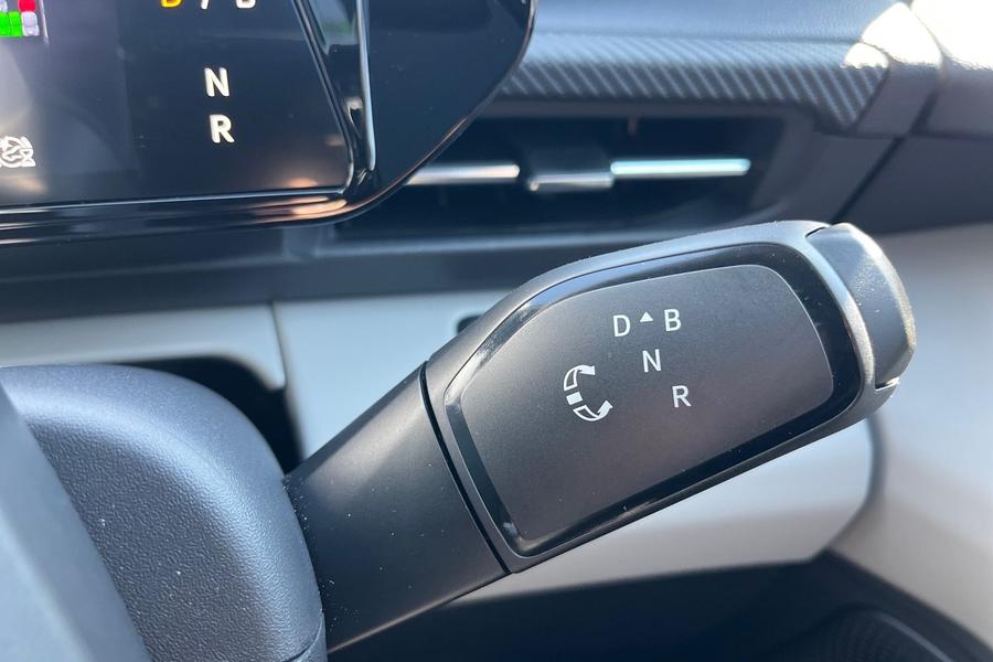 Ford Explorer Photo autoimg-e3021b5a90bbaa6ba7c91181163bcba49a8dac63.jpg