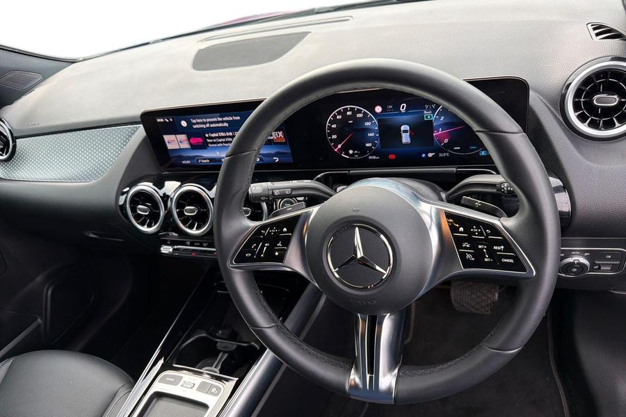 Mercedes-Benz GLA Photo autoimg-e303e7af8520e936b6082ce1294591c26c1abfc8.jpg