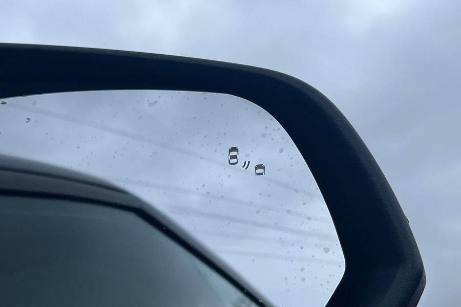 Ford EXPLORER Photo autoimg-e304f1754630cac3f59d9f2df7b90452213a72ac.jpg