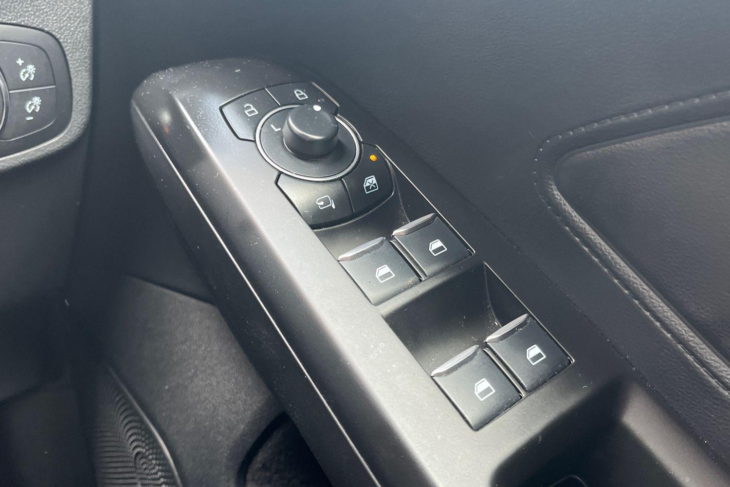 Ford FOCUS Photo 15
