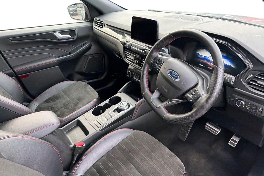 Ford Kuga Photo autoimg-e30b82b06ed8af2491e49c747d5390069a6079be.jpg