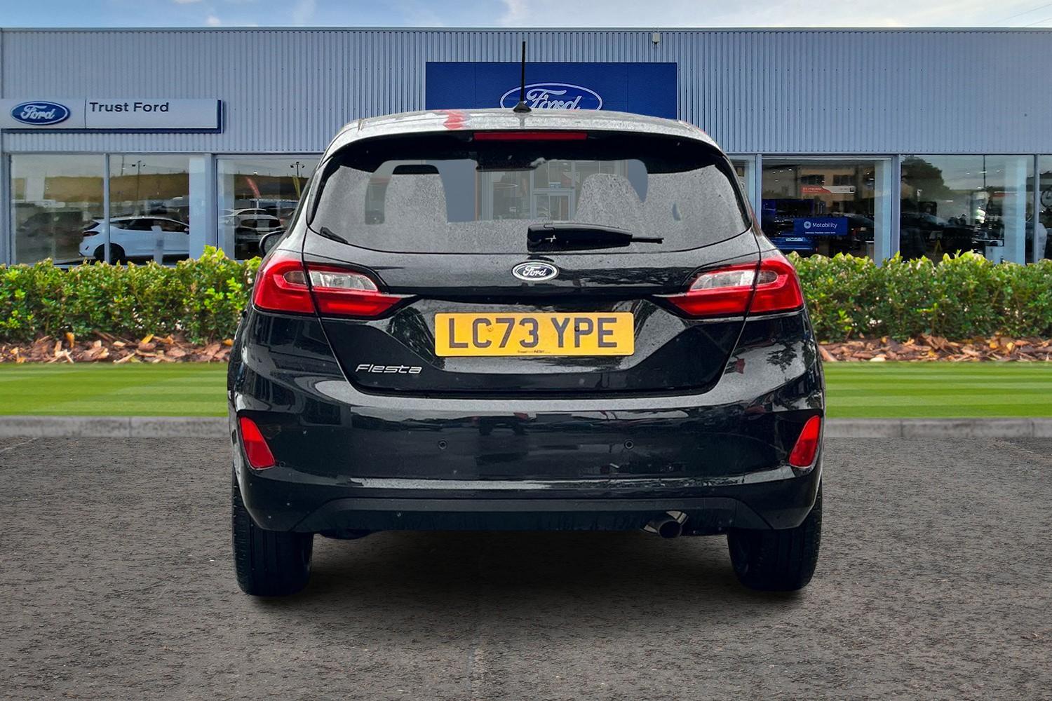Ford FIESTA Photo 6