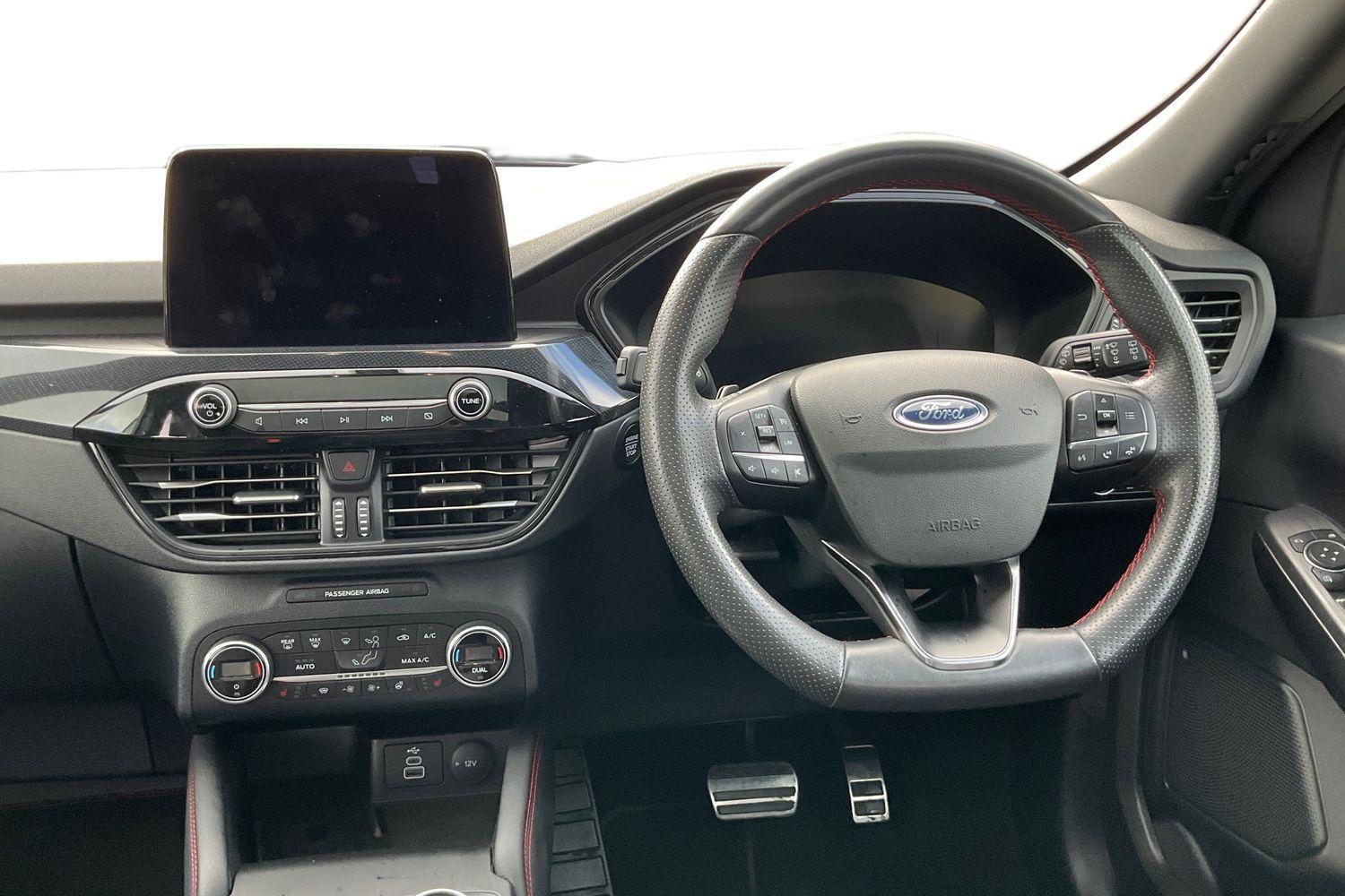 Ford KUGA Photo 10