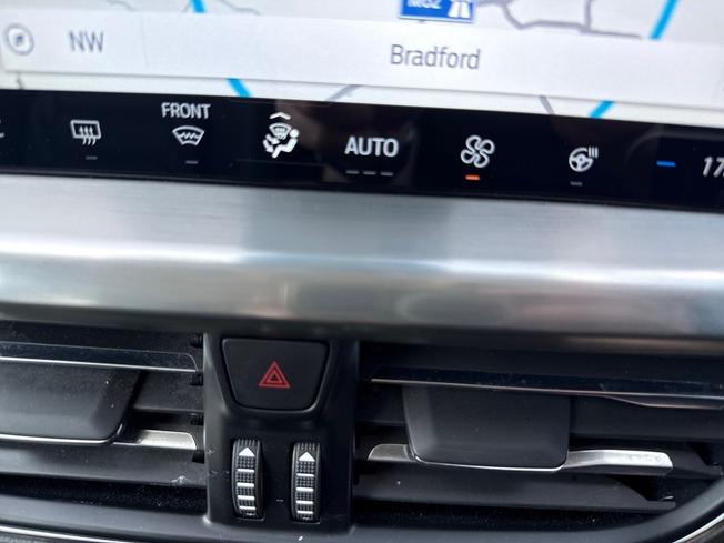 FORD Focus Photo 34