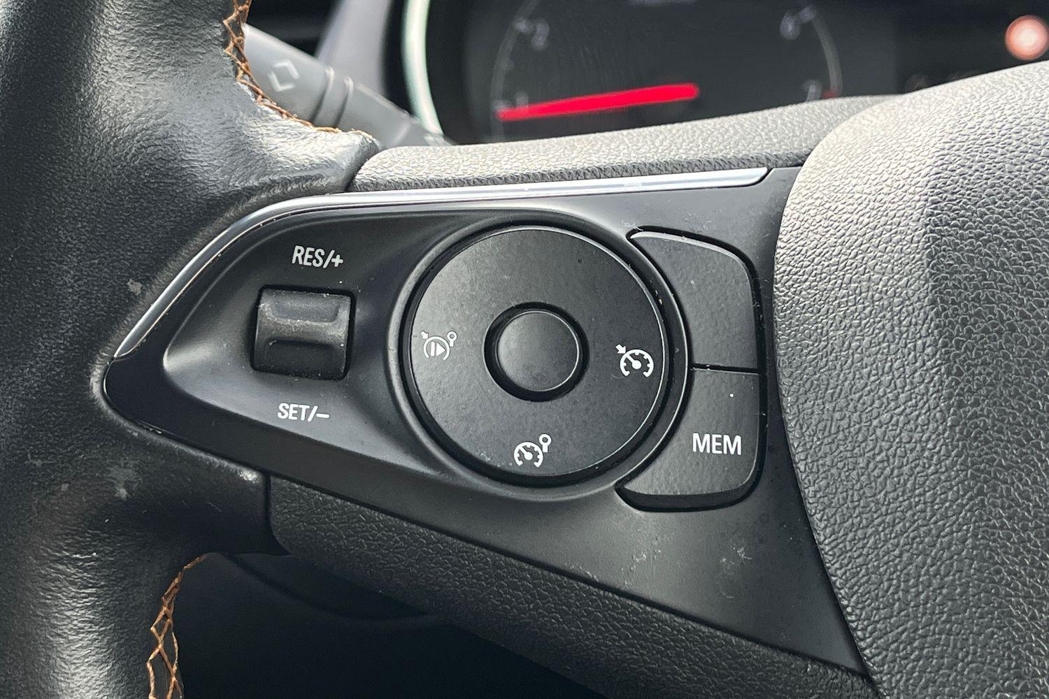 Vauxhall Crossland X Photo 36