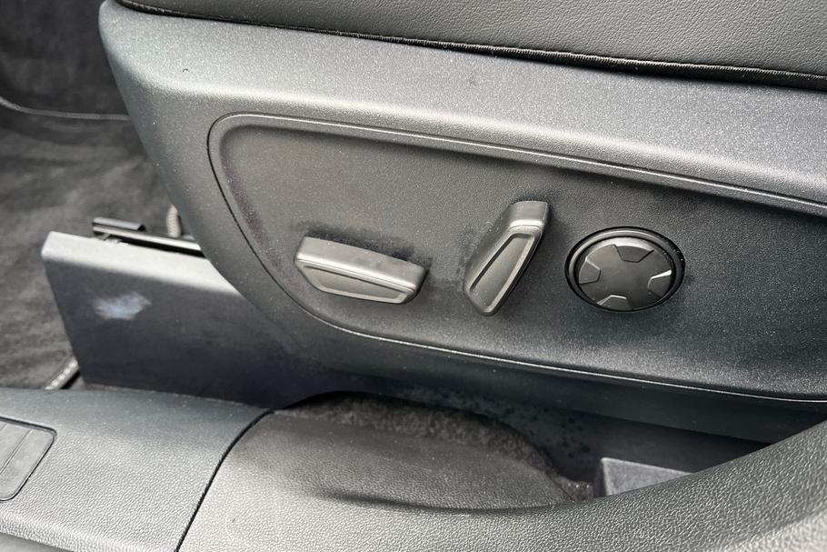 Used Ford KUGA WV25UWO 30