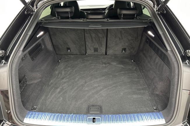 AUDI SQ8 Photo 12