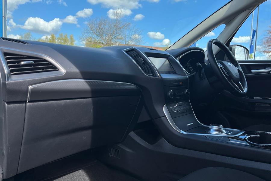 Ford GALAXY Photo autoimg-e31ad80a8c3b4699c1a7e4eea5d2d1da392dbd26.jpg