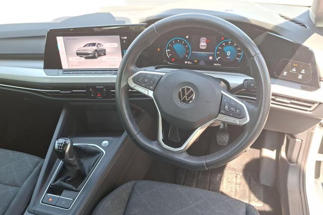 VOLKSWAGEN Golf Photo 11