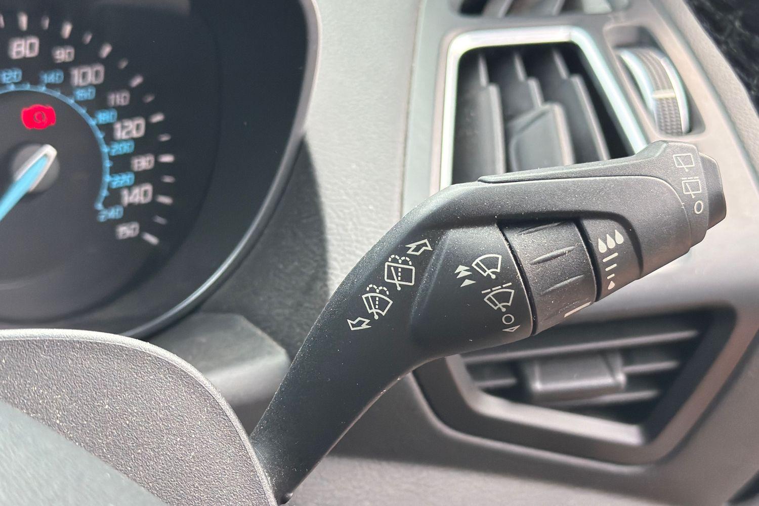 Ford KUGA Photo 14